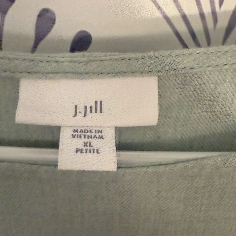 J. Jill Sage Green Blouse 100% Soft brushed cotton size XLP NWT - Picture 3 of 4